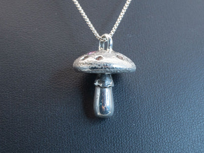 Amanita | Pendant