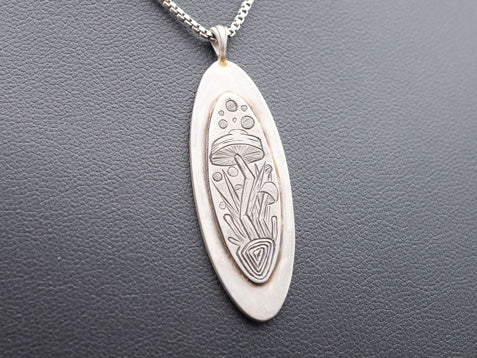 Travelers Mushroom | Pendant