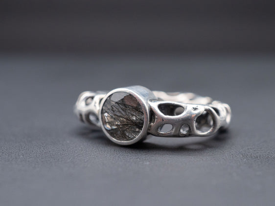 Indra’s Jeweled Net with Rutilated Quartz | Ring Size 8