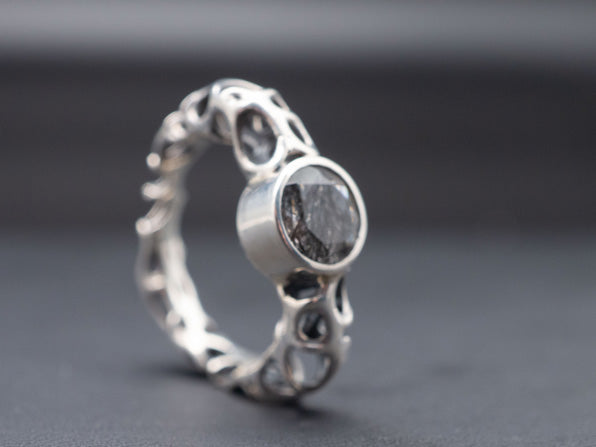 Indra’s Jeweled Net with Rutilated Quartz | Ring Size 8