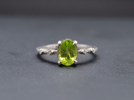 Grace | Ring Size 7