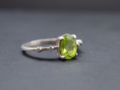 Grace | Ring Size 7