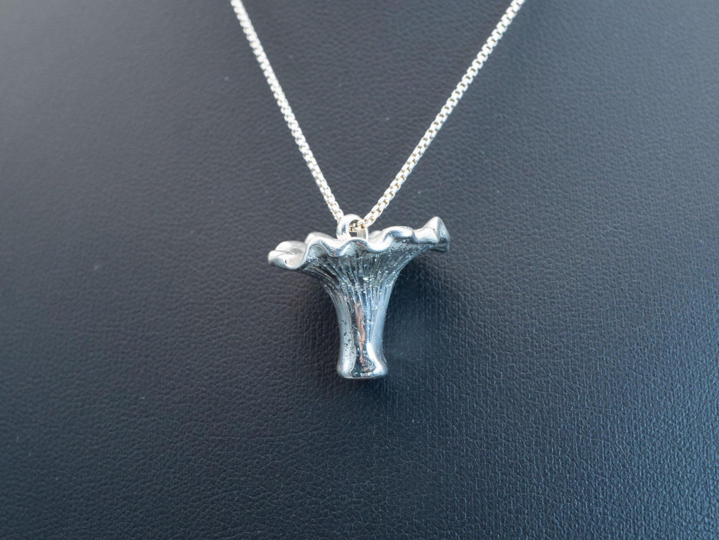 Chanterelle Pendant - Ecotone Jewelers