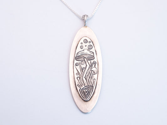 Travelers Mushroom | Pendant