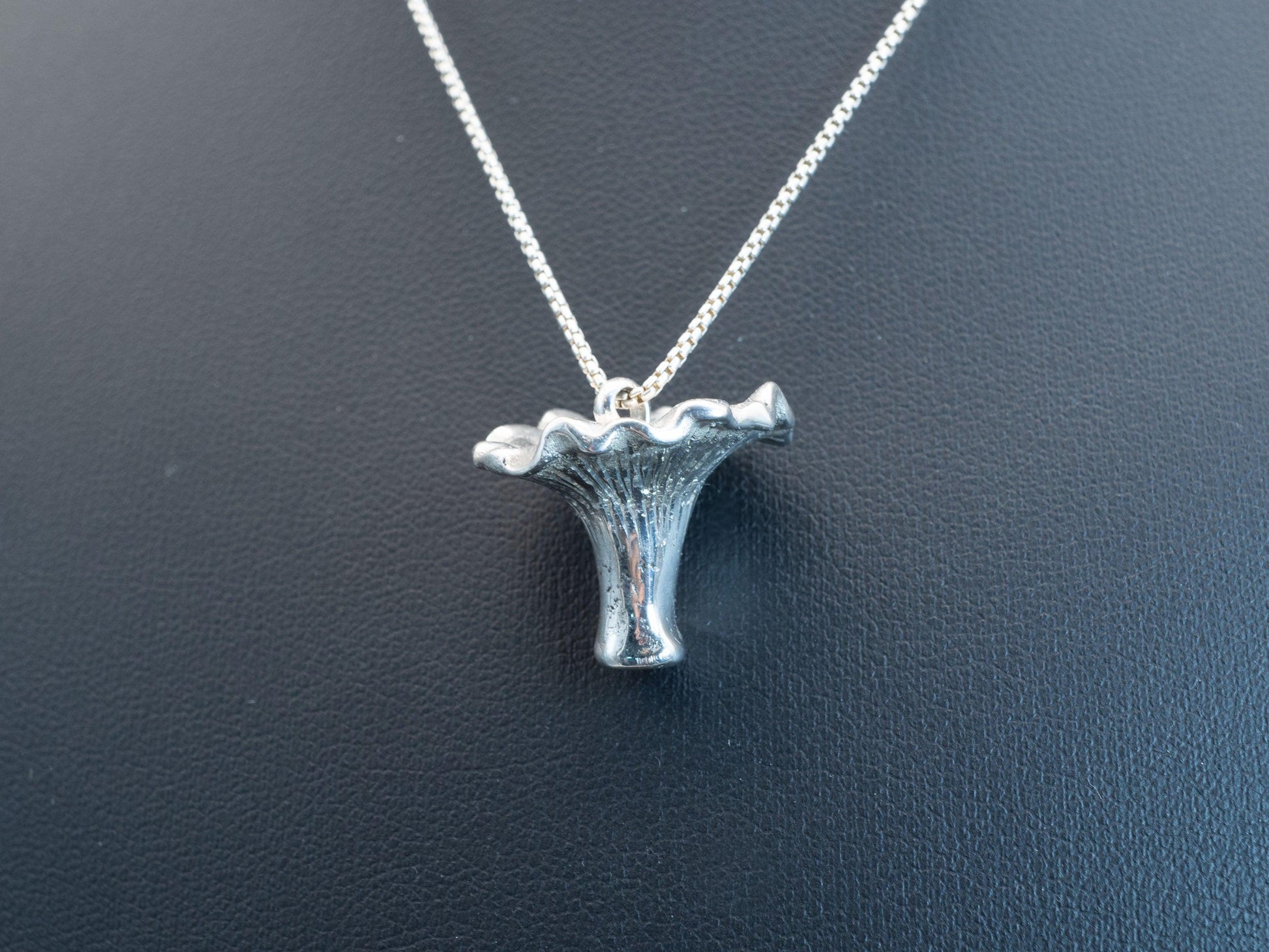 Chanterelle Pendant - Ecotone Jewelers