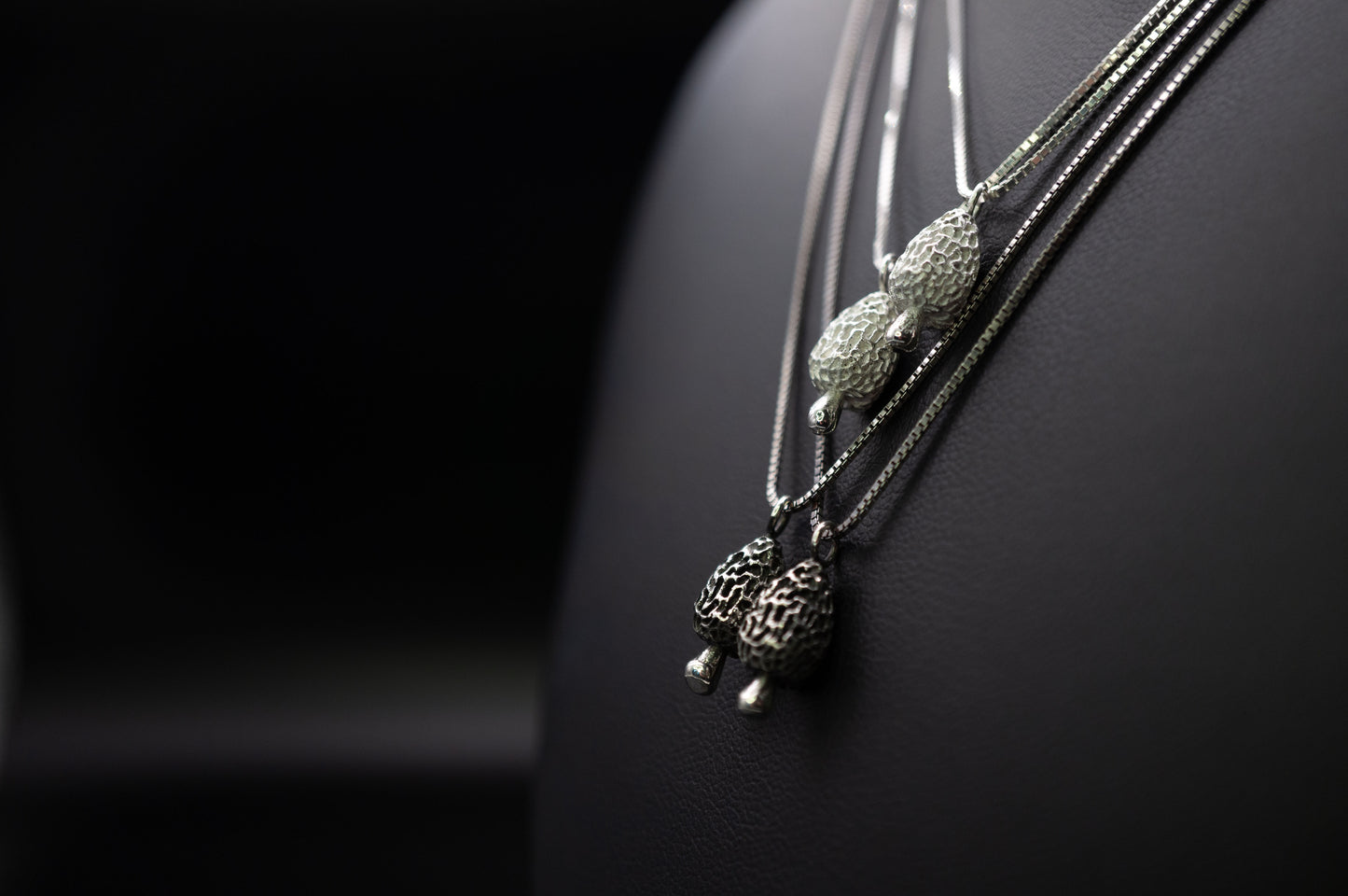 Tiny Black Morel | Pendant